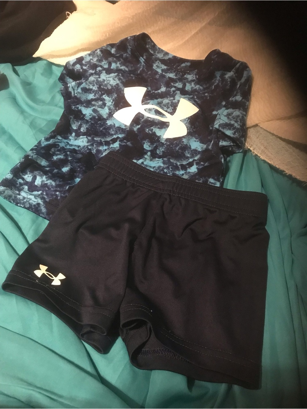 Under Armour  Navy & Teal Athletic Two-Piece Set